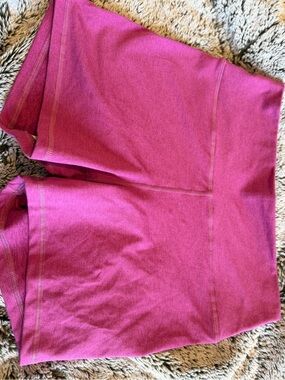 Fleo Women's Magenta Performance Shorts